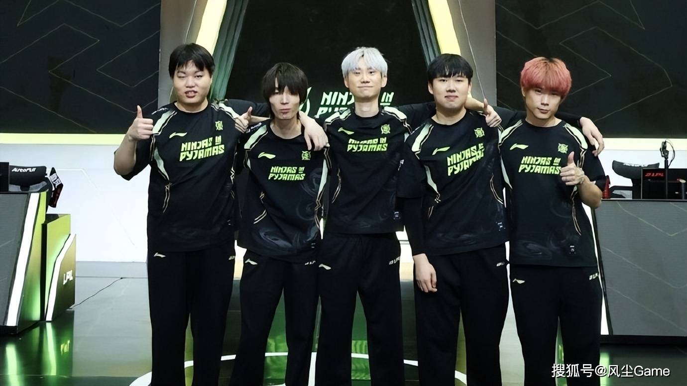 LPL黑马战队解散重组！冠军中单退役，AD成转会期抢手货