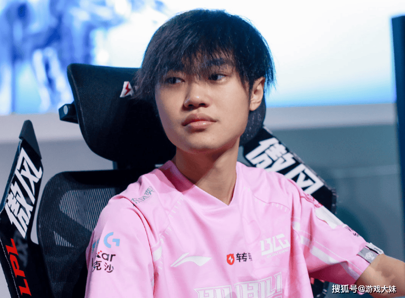 LOL电競(jìng)剧招聘演员，需要左手拿鼠(shǔ)标的人，疑似(shì)將(jiāng)饰演knight